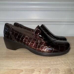 Clarks Bendables May Poppy Croc Shiny Brown Slip‎ On Loafers 8M NWOB
